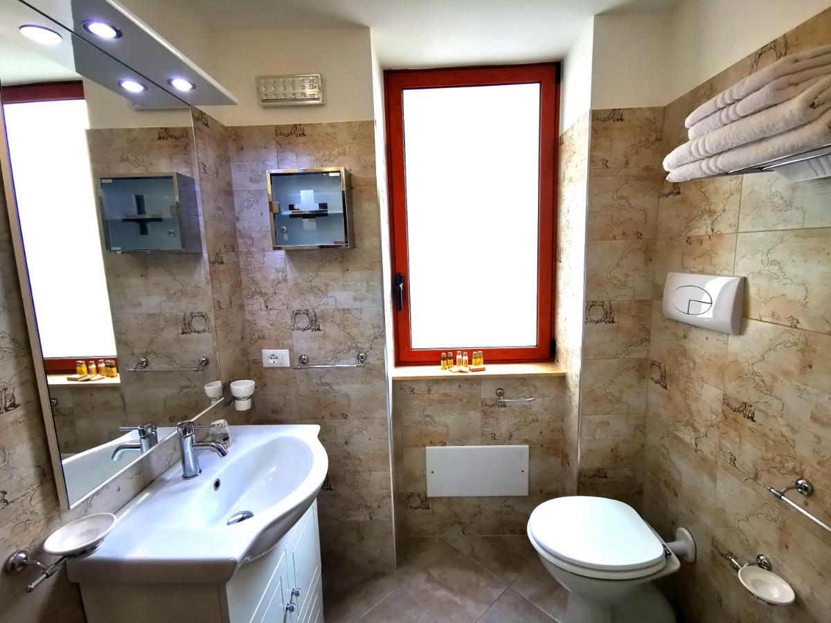 Guru House B&B Apartments Milazzo Exterior foto