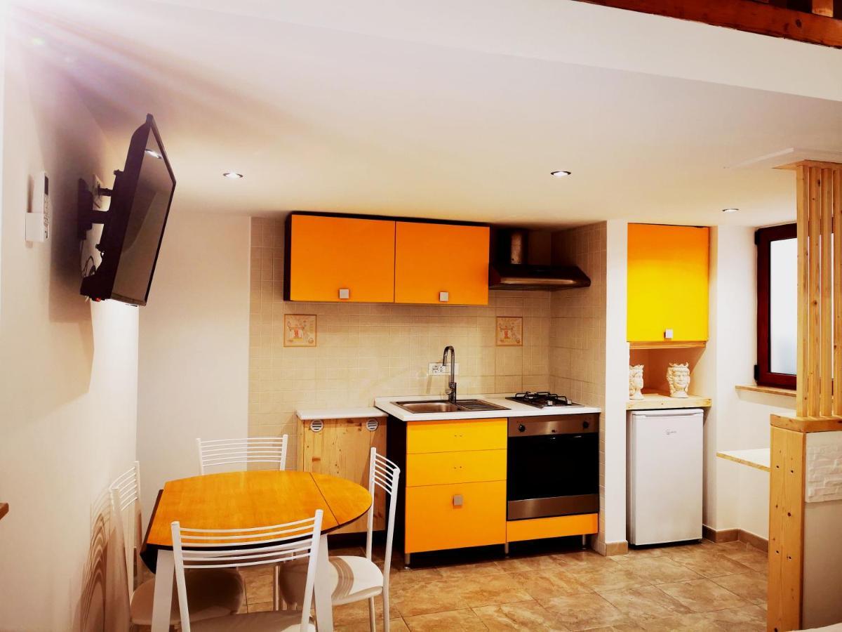 Guru House B&B Apartments Milazzo Exterior foto